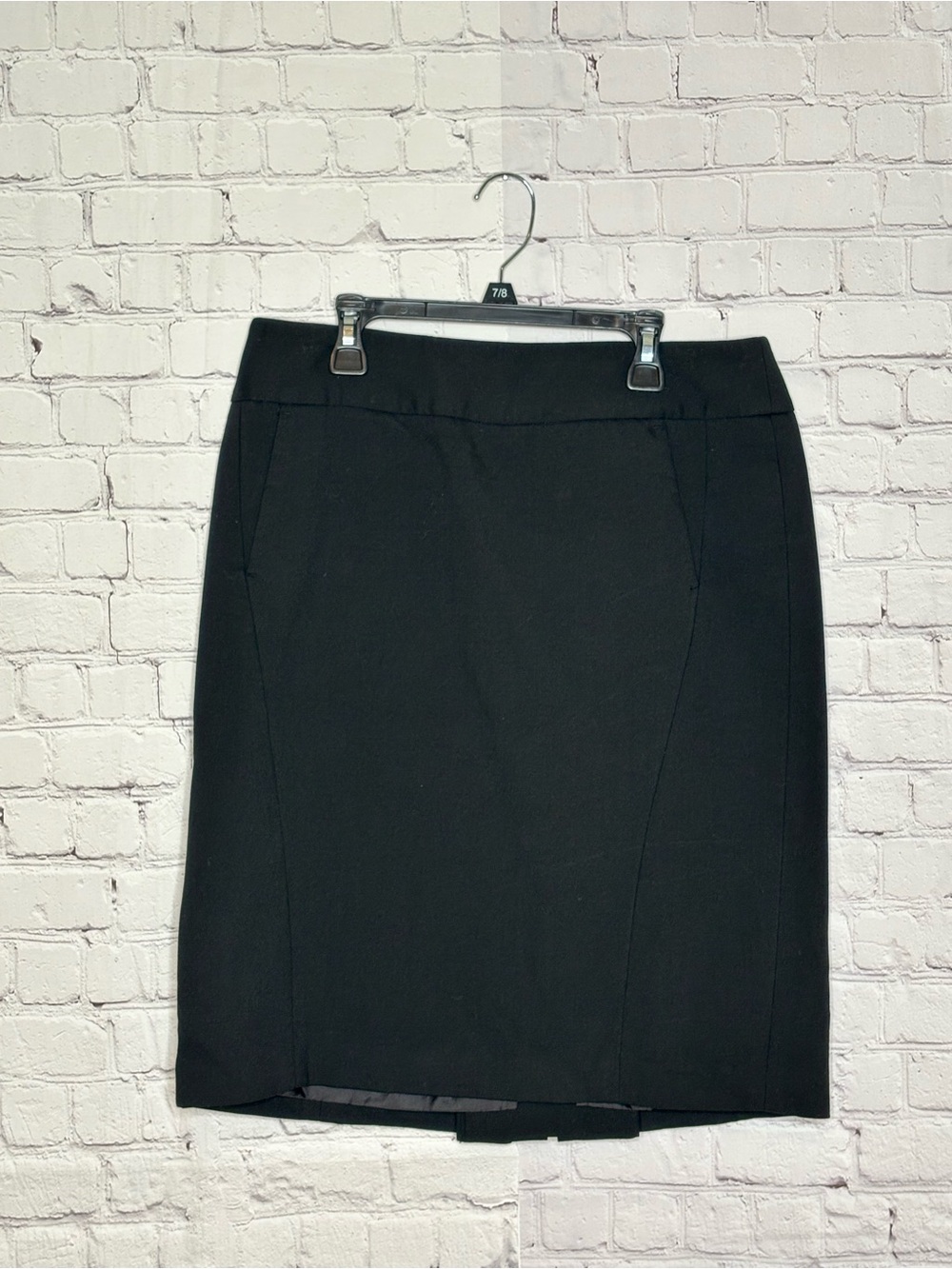 Ann Taylor Loft Black Pencil Skirt with Pockets Size 8
